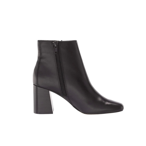 Bella Vita Women's Ankle Boot - Picture 2 of 6